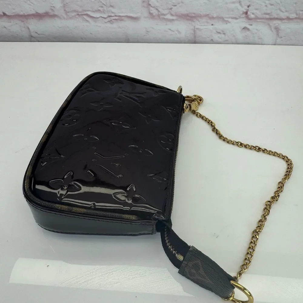 Louis Vuitton Amarante Monogram Vernis Mini Pochette Accessoires - Picture 11 of 16